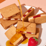 いちごミルクサンド【公式オンラインショップ-パクとモグ】-10-30-2025_10_43_AM